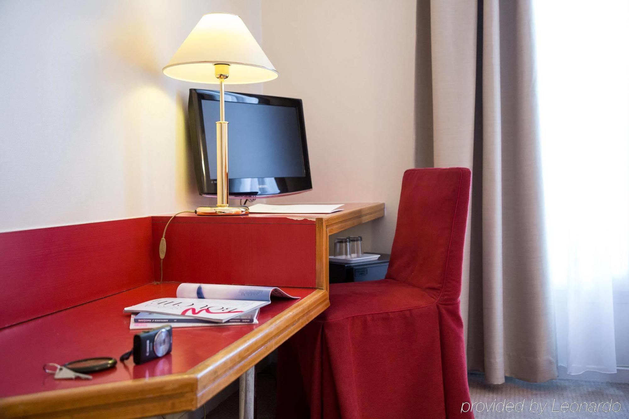 Hotel Fertel Maillot Paris Exterior photo